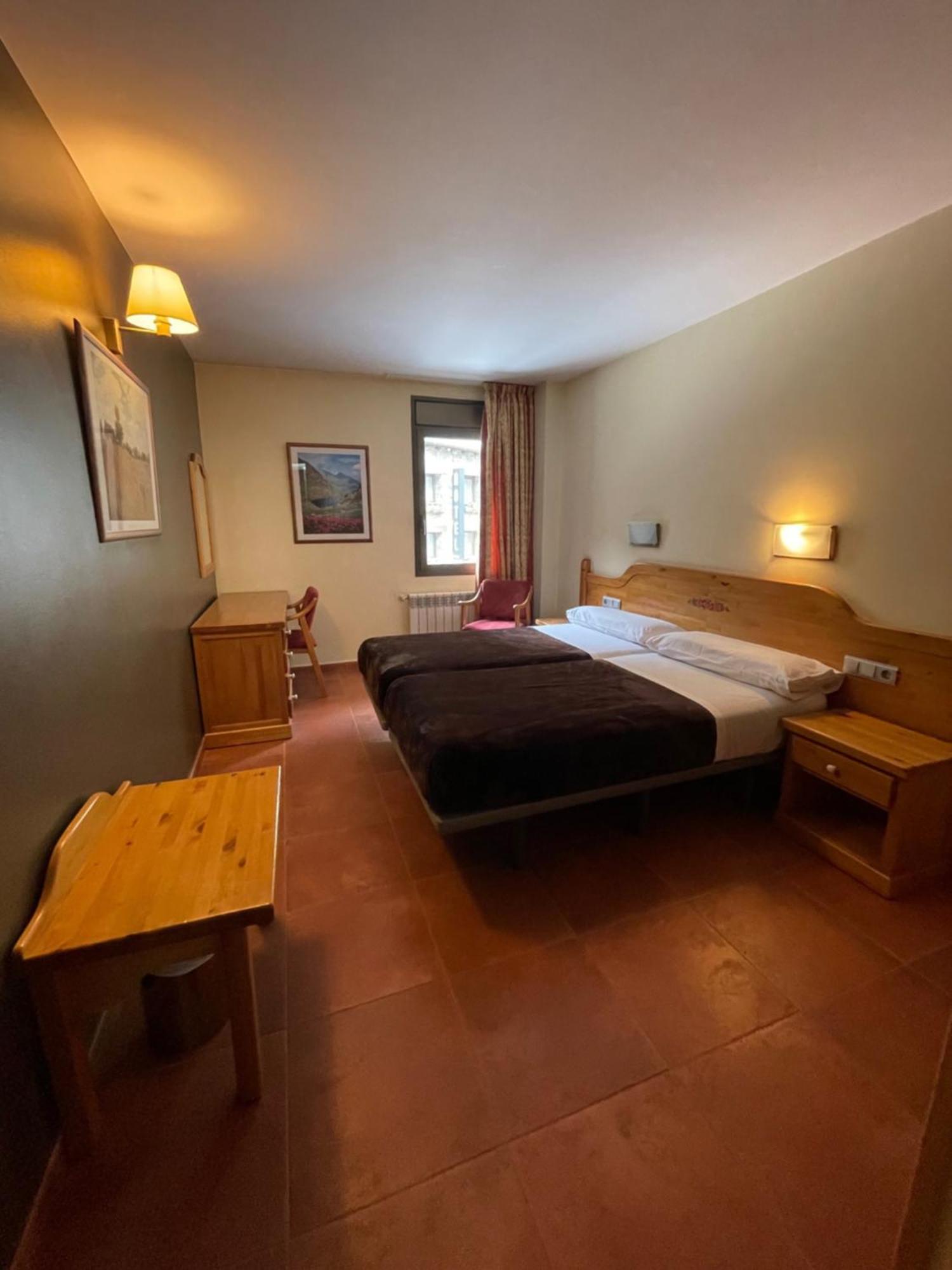 Apartaments Sant Moritz Arinsal Exterior foto