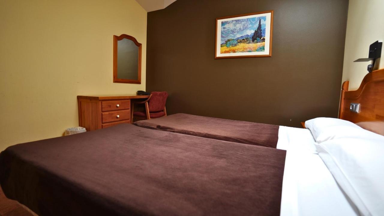 Apartaments Sant Moritz Arinsal Exterior foto