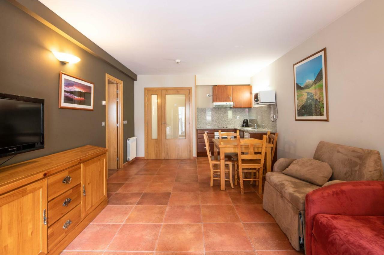 Apartaments Sant Moritz Arinsal Exterior foto